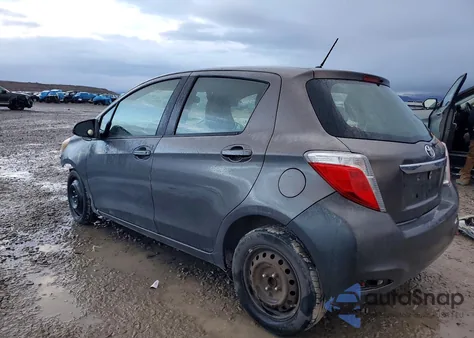 2013 Toyota Yaris z USA, uszkodzony, nr VIN JTDKTUD35DD555875